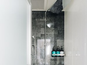 Free toiletries, hair dryer, slippers, towels - Prince Smart Inn Miyazaki (Miyazaki)