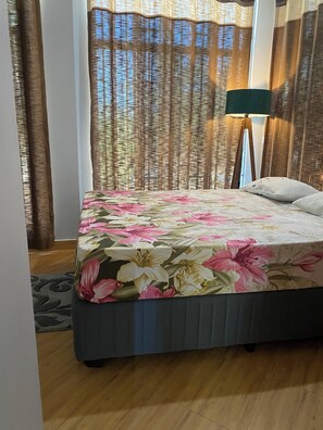 1 Schlafzimmer, Bügeleisen/Bügelbrett, WLAN, Bettwäsche