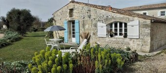 Casa vacanze 'La Vignentaise' con terrazza, piscina in comune e Wi-Fi