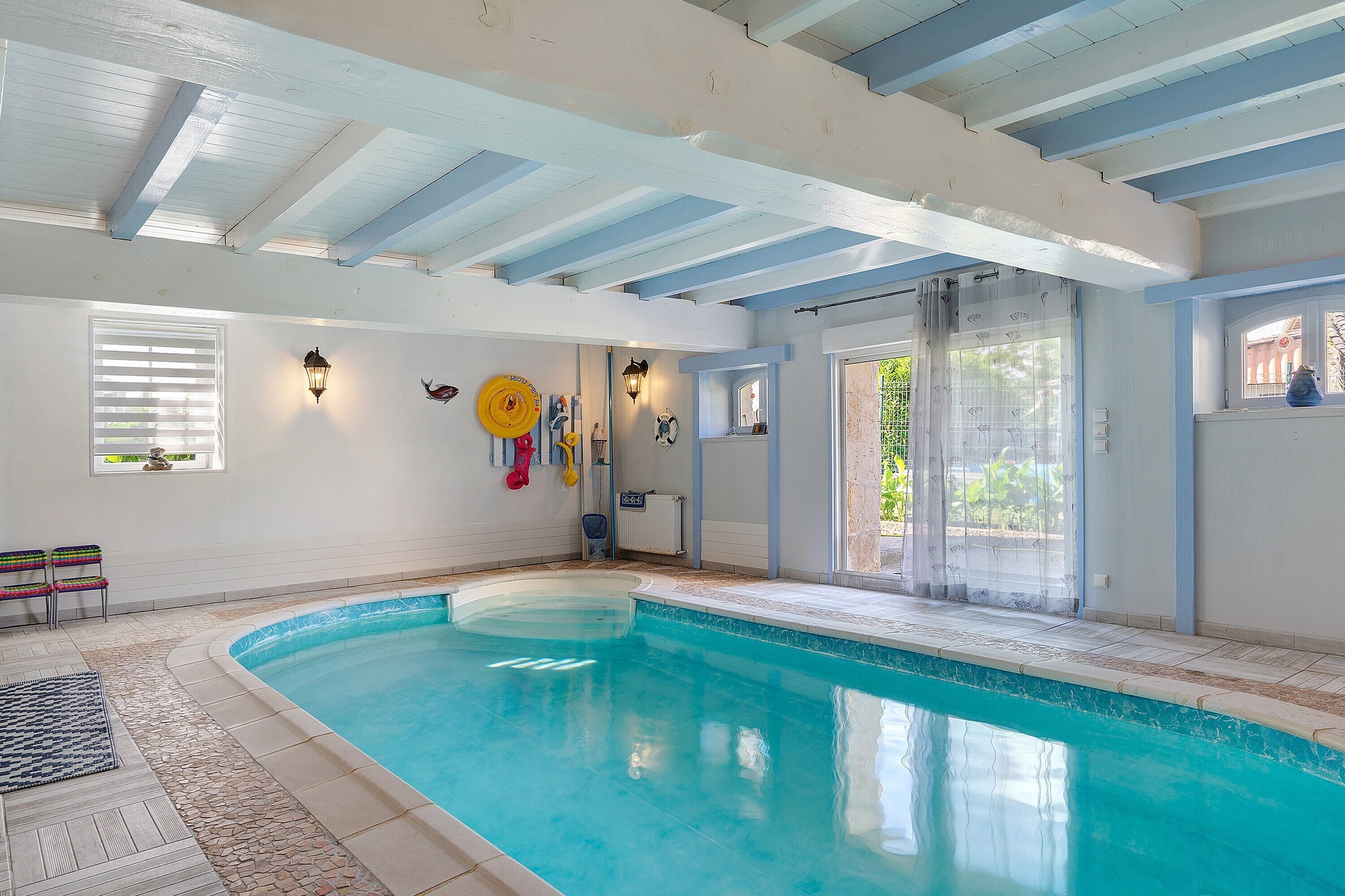 Piscine couverte, piscine chauffée