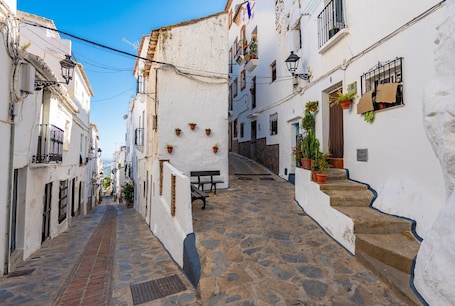 Property grounds. Studio Apartment 'La Casita De Casares' with Sea View, Private Terrace and Balcony