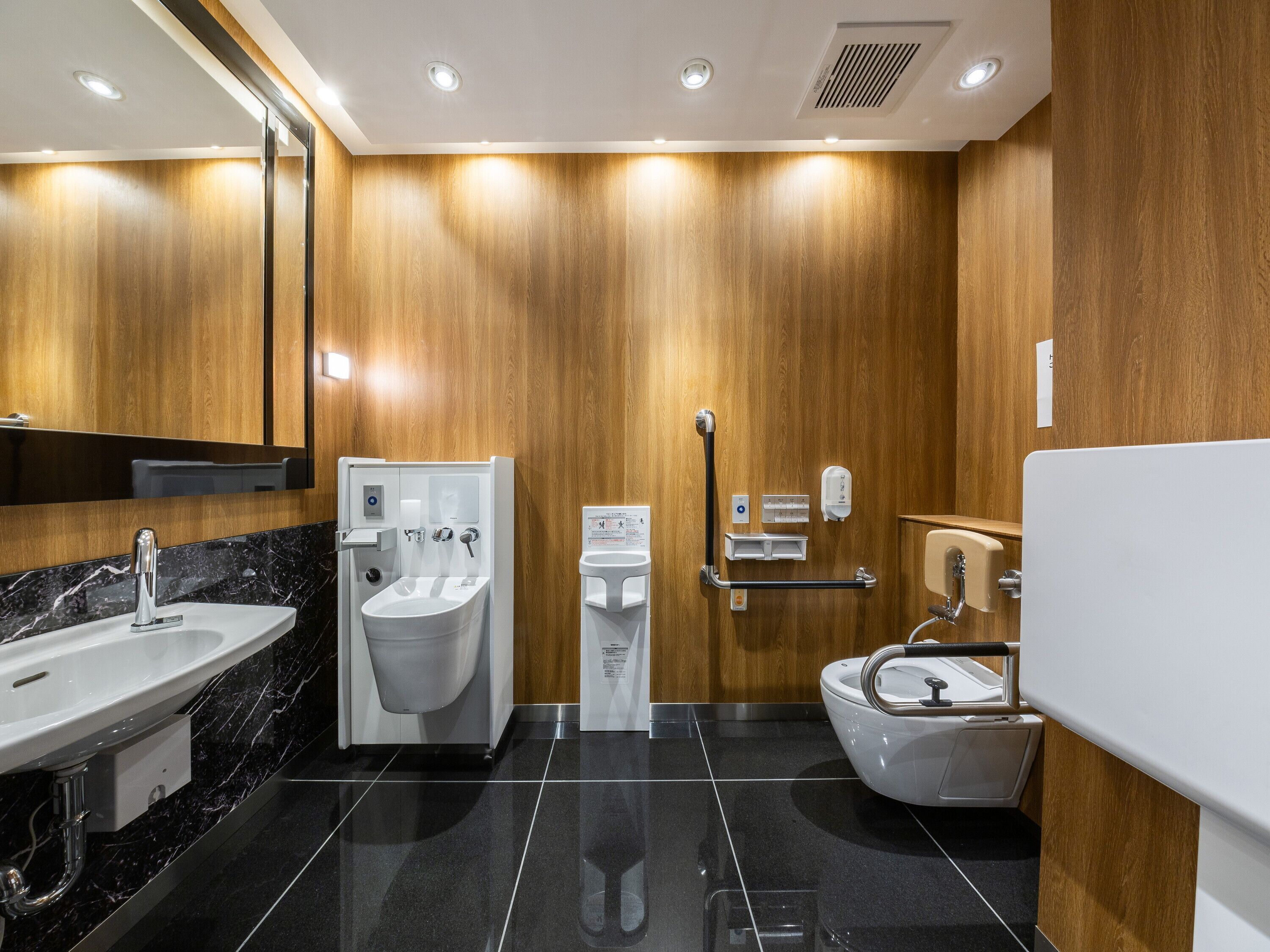 Photo - APA Hotel Hatchobori Ekimae