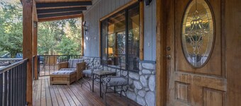 Pendleton Pines|Dogs Ok, Sauna, Gated, AC, Theatre