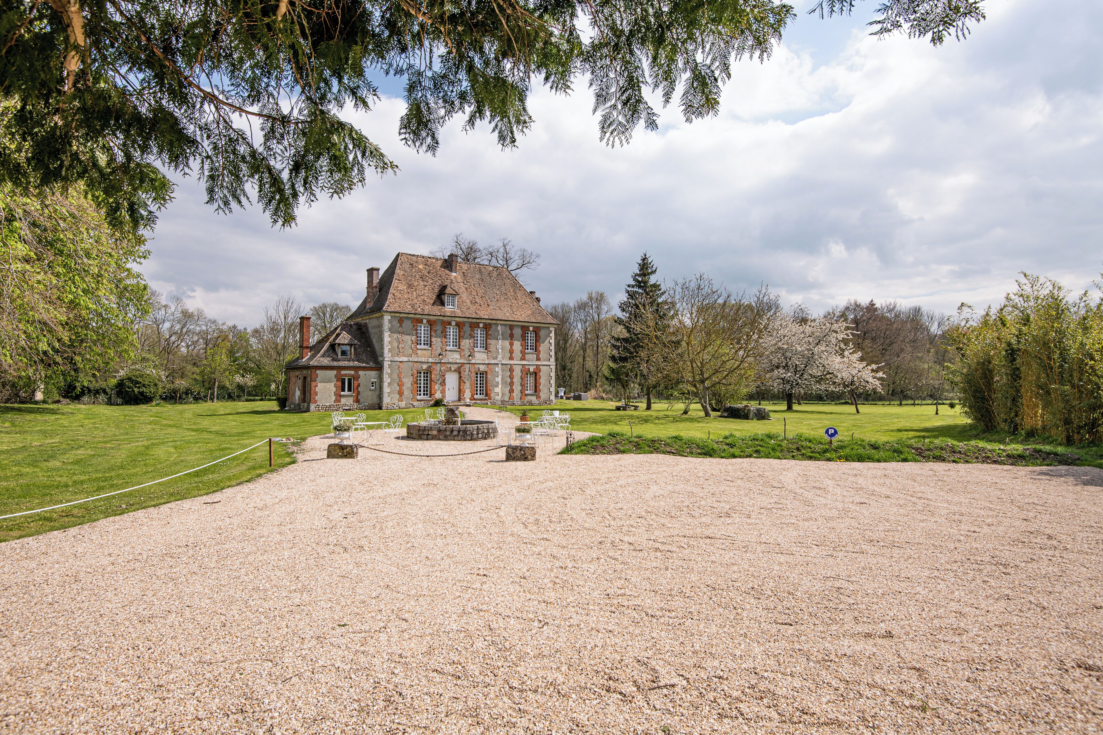 Château 4 chambres, avec jacuzzi