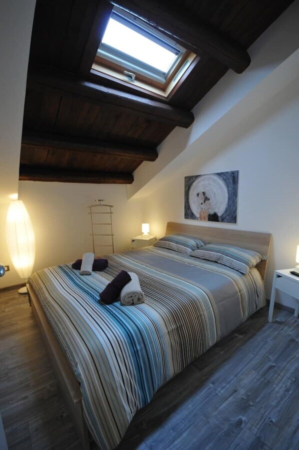 1 bedroom, desk, iron/ironing board, travel cot