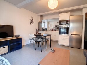 Kühlschrank, Mikrowelle