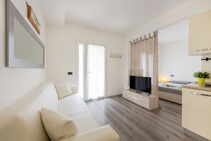 开间 (04) | 起居区