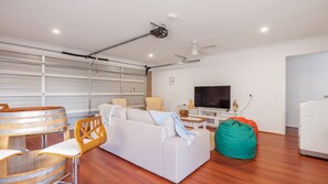 تلفزيون، مدفأة