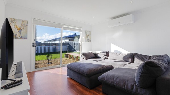 تلفزيون، مدفأة