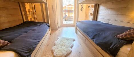 2 bedrooms, free WiFi