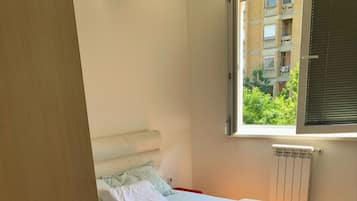 1 bedroom, iron/ironing board, WiFi, bed sheets