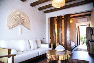 Ropa de cama de alta calidad y artículos del minibar gratis 