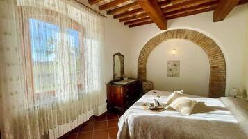 7 chambres, bureau, lit parapluie, Wi-Fi gratuit