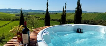 Beautiful Tuscan Villa surrounded by greenery between sea and hills