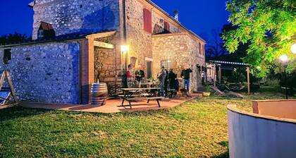 Beautiful Tuscan Villa surrounded by greenery between sea and hills