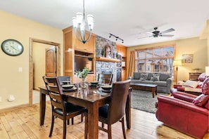 TV, fireplace, DVD player, offices