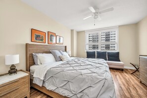 2 slaapkamers, een strijkplank/strijkijzer, reisbedje, gratis wifi
