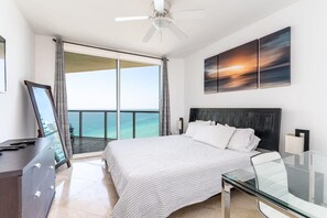 3 chambres, bureau, fer et planche à repasser, lit parapluie