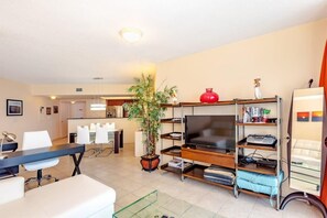 Interior - Ocean Front Gem! Massive Patio, Ocean Views, Wow! Great location in Sunny Isles! (Sunny Isles Beach)