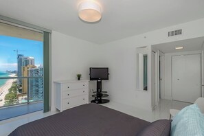 2 Schlafzimmer, Schreibtisch, Bügeleisen/Bügelbrett, kostenloses WLAN