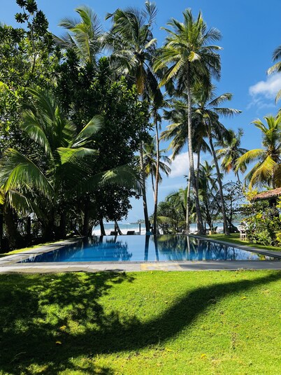 Esperanza Beach Villa