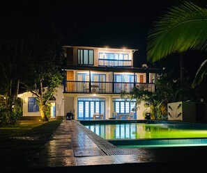 Front of property - Esperanza Beach Villa (Morakatiyara)