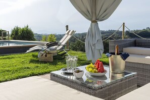 Property grounds - Villa Zara, exclusive villa with private pool in Tuscany (San Miniato)