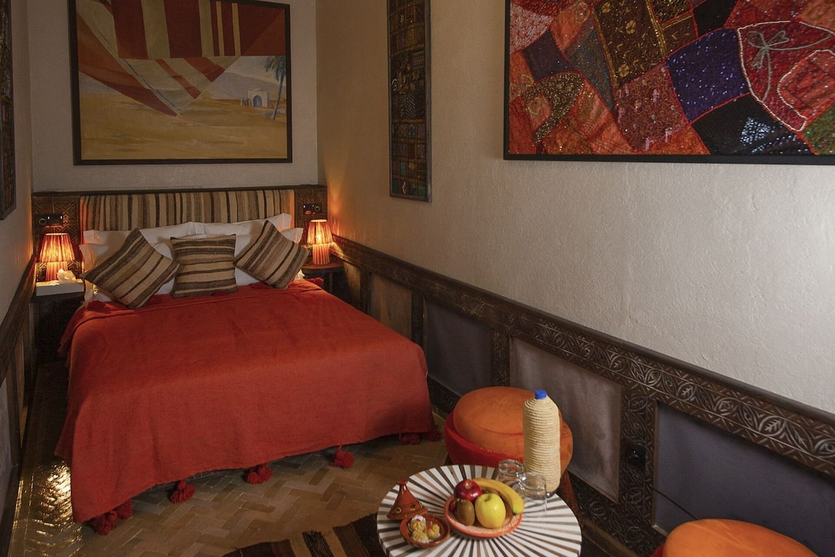 Romantic Double Room, Ensuite | Premium bedding, down comforters, in-room safe, WiFi (free)