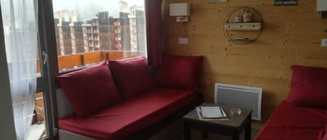 TV, books