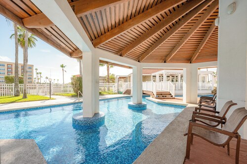 Gulfpoint 2309 - Newly Renovated 3 Bedroom with View