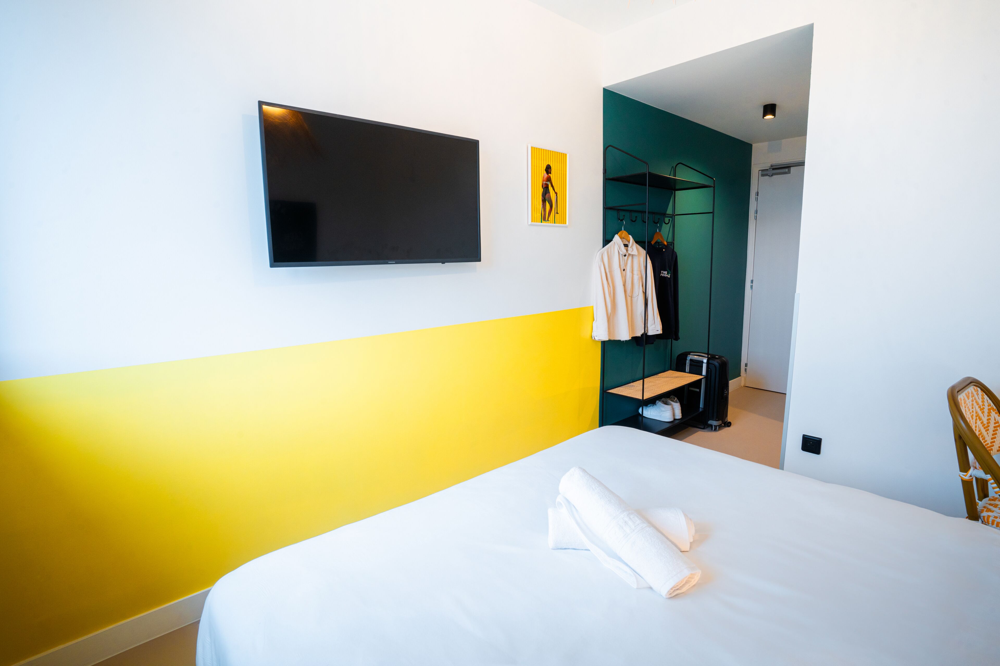 Photo - The People Caen