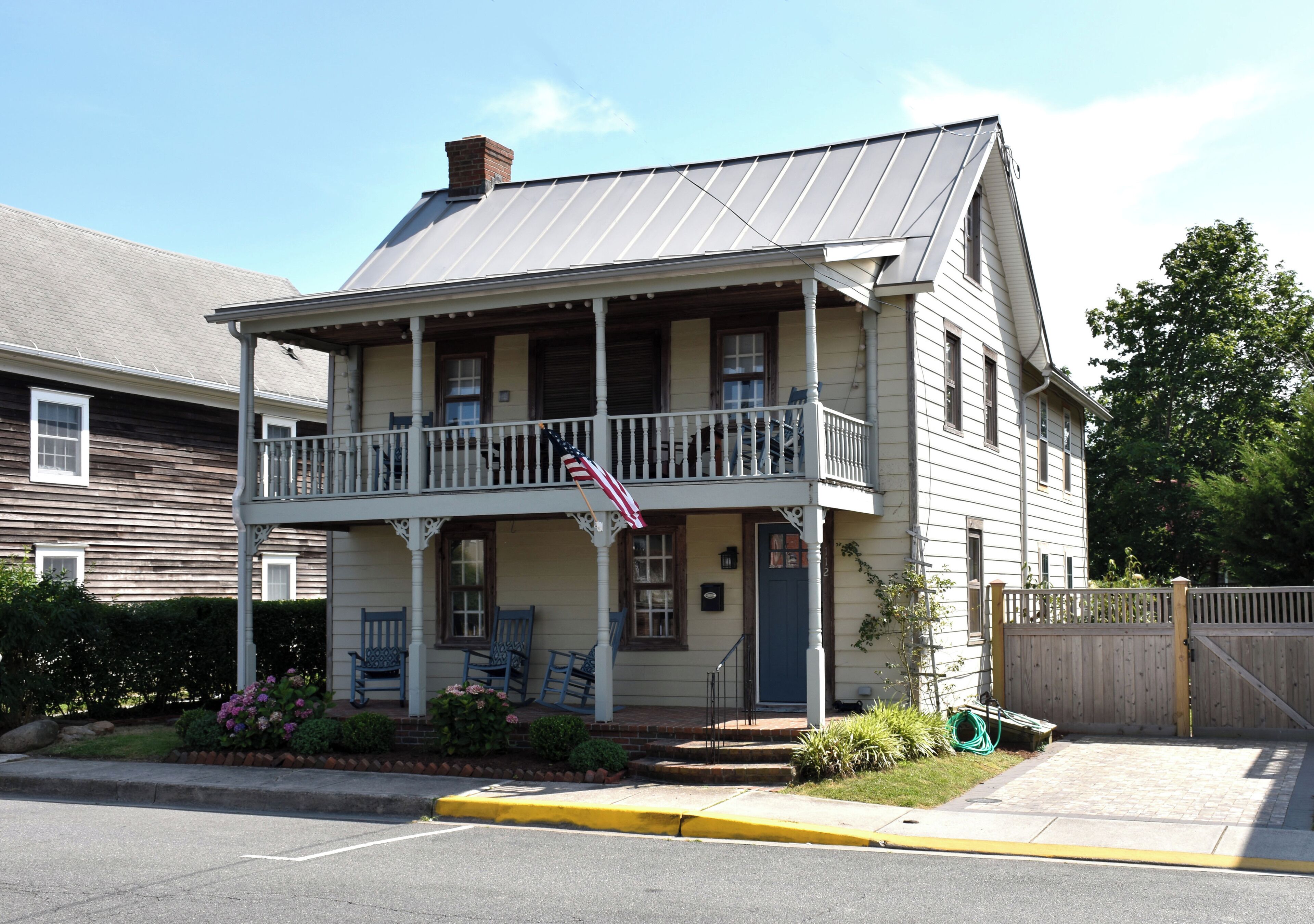 Pet Friendly Downtown Historic Lewes Home