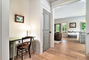 Interior - Blue Ivy: Walk to Lake Michigan & Downtown Douglas, Bike Path, Fireplace (Douglas)