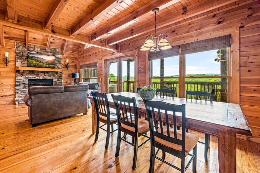 Mountain Views! Hot Tub + Game Room*community Pool - Sevierville