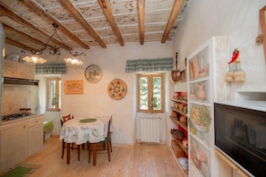 Dining - Big Family Villa in Rome Countryside (Rocca di Papa)