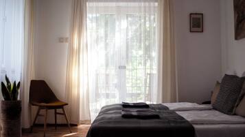 8 camere, Wi-Fi, lenzuola, accesso in sedia a rotelle
