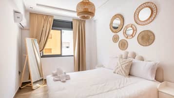 1 slaapkamer, een strijkplank/strijkijzer, wifi, beddengoed