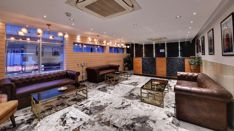 RNB Select Hotel Walk in Lucknow