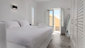 1 bedroom, iron/ironing board, free WiFi, bed sheets - Geminos Complex Villas - Standard Villa (Santorini)