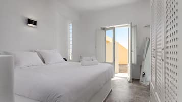 1 chambre, fer et planche Ă repasser, Wi-Fi gratuit, draps fournis