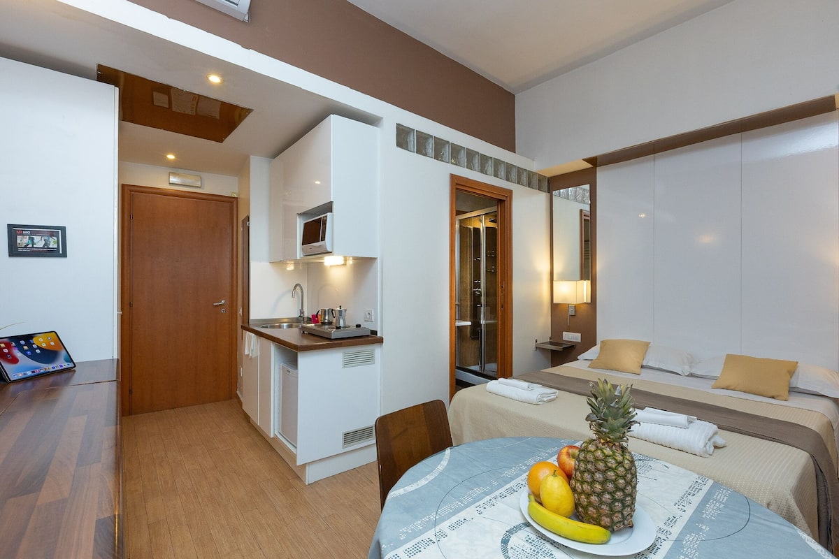 Kamar Triple Klasik | Meja kerja, ruang kerja ramah laptop, Wi-Fi gratis, dan seprai linen
