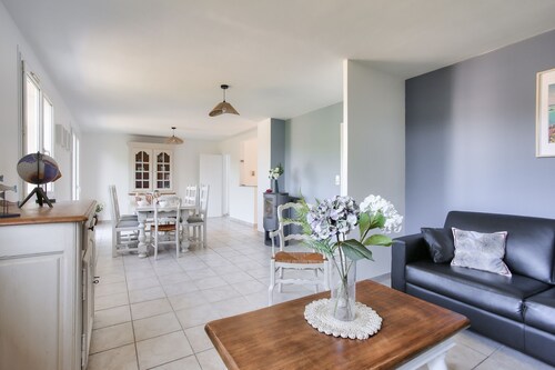 Erquy- Maison familiale pour 8 adultes et 2 enfants