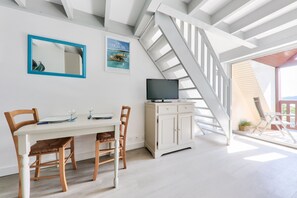 Dining - A peaceful stay with sea views in Carnac for 3 (Carnac)