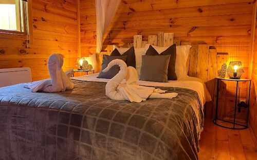 Discover our chalets: natural relaxation or luxury & comfort. Your escape aw