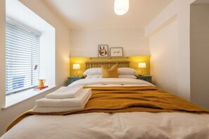 4 bedrooms, iron/ironing board, travel crib, free WiFi