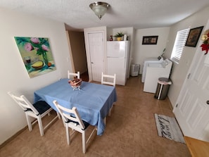Dining - Little Garden House (Pine Mountain)
