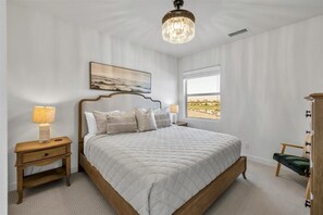 3 bedrooms, free WiFi, bed sheets