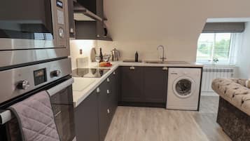 Fridge, dishwasher, electric kettle, toaster