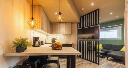 Semiso Beach Suite 8