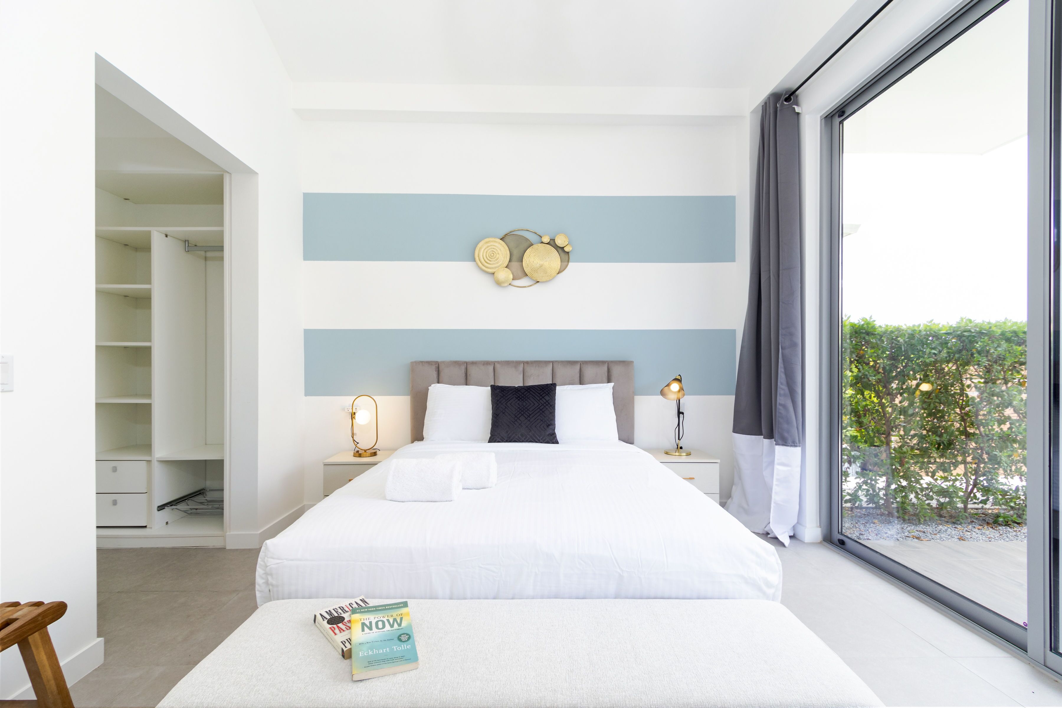 3 habitaciones, tabla de planchar con plancha y wifi gratis 